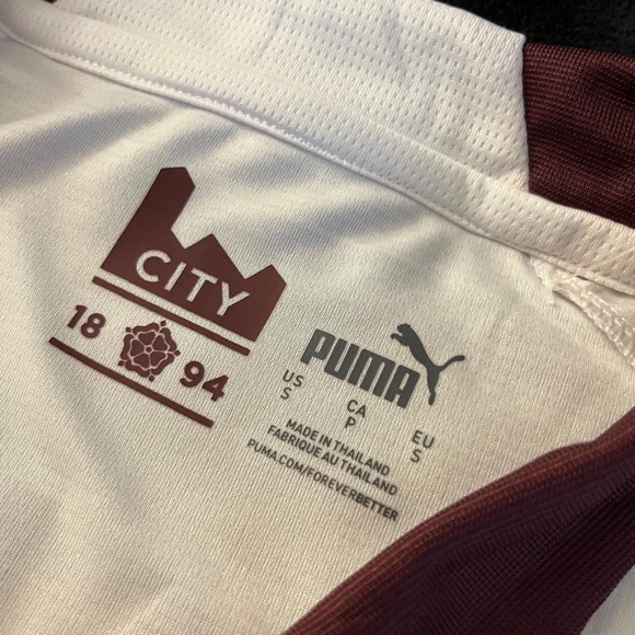 De Bruyne #17 Man City Small - Large jersey away white
Manchester - Picture 5 of 7